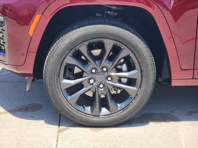2026 Jeep Grand Cherokee GRAND CHEROKEE L LIMITED RESERVE 4X4