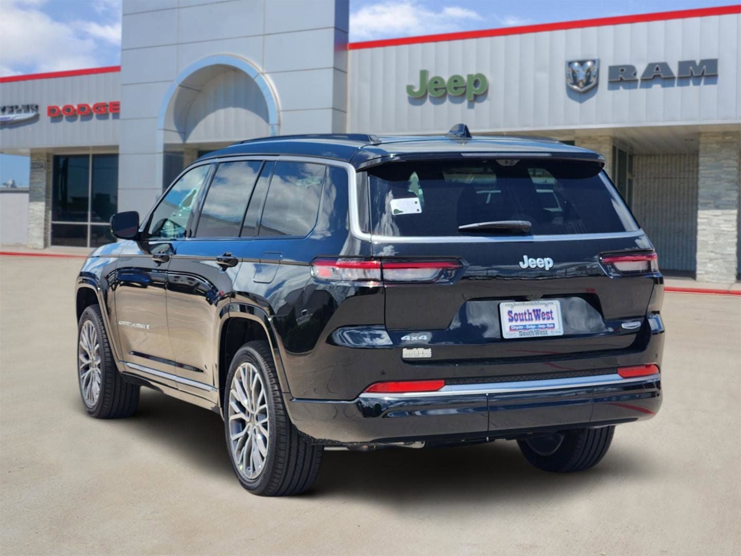 2026 Jeep Grand Cherokee GRAND CHEROKEE L SUMMIT 4X4