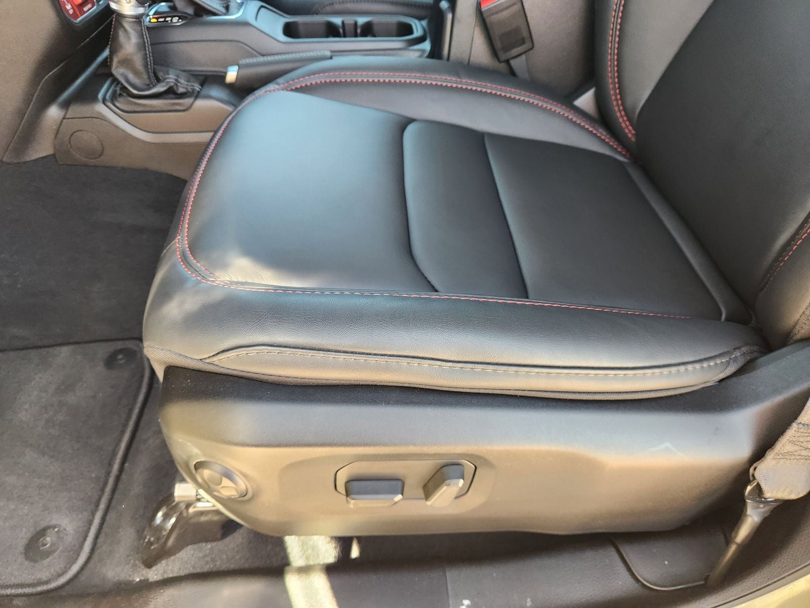 2026 Jeep Wrangler WRANGLER 4-DOOR MOAB 392