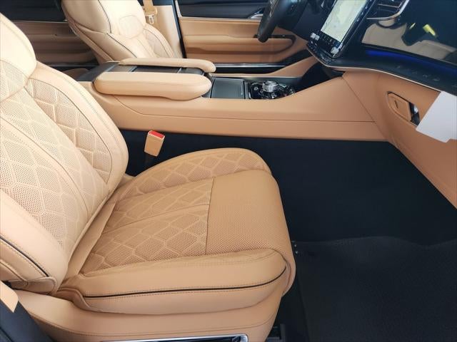 2026 Jeep Grand Wagoneer GRAND WAGONEER L SUMMIT RESERVE 4X4