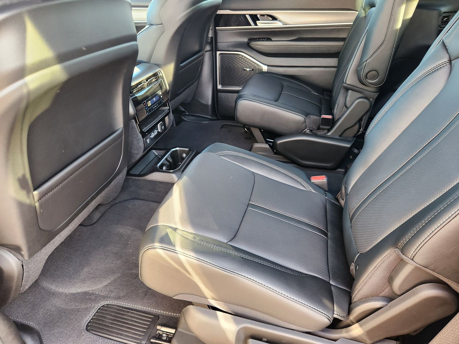 2025 Jeep Wagoneer Series II