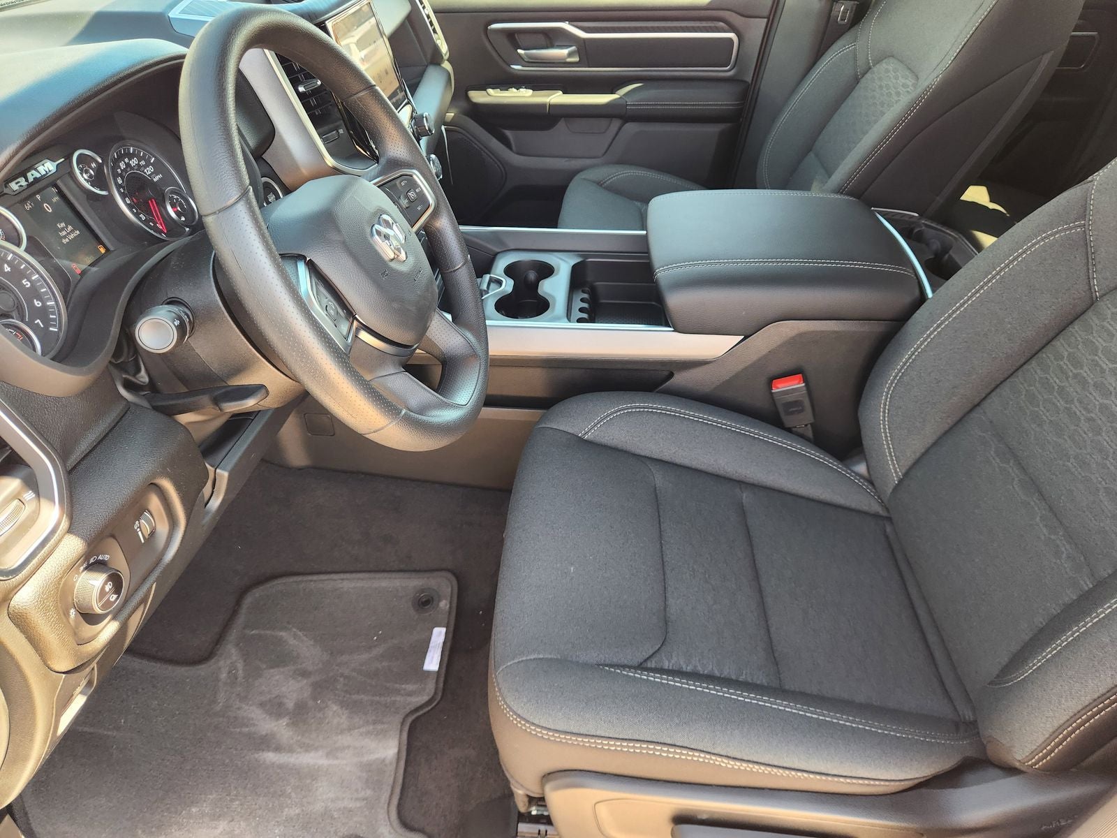 2026 RAM Ram 1500 RAM 1500 LONE STAR QUAD CAB 4X2 6'4' BOX