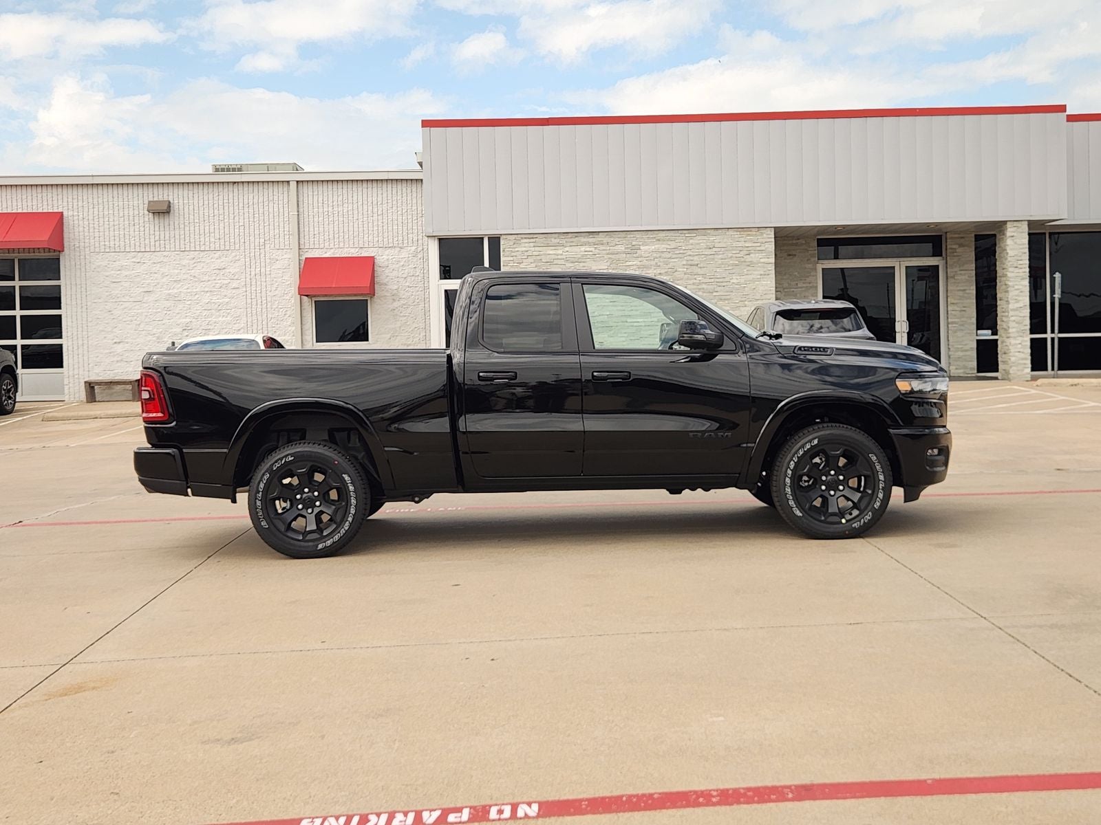 2026 RAM Ram 1500 RAM 1500 LONE STAR QUAD CAB 4X2 6'4' BOX