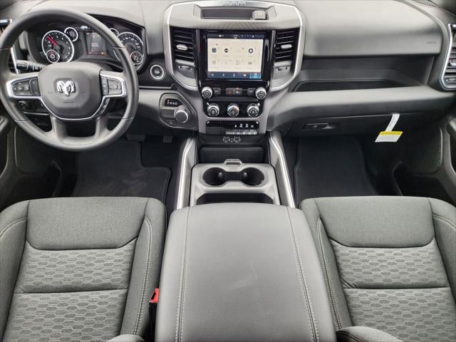 2026 RAM Ram 1500 RAM 1500 LONE STAR CREW CAB 4X2 5'7' BOX