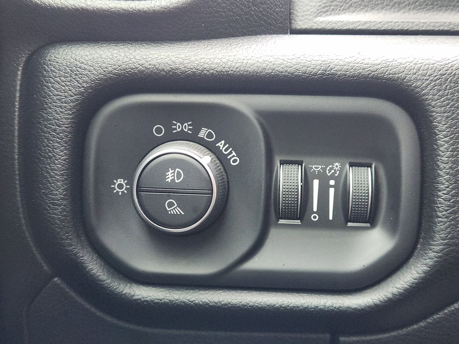 2019 RAM Ram 1500 Big Horn/Lone Star Crew Cab 4x2 5'7' Box