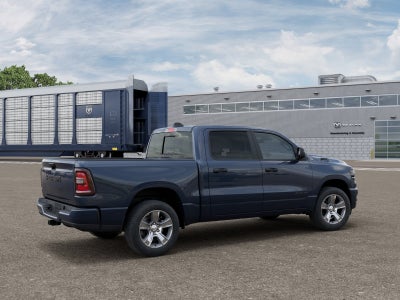 2026 RAM Ram 1500 RAM 1500 EXPRESS CREW CAB 4X2 5'7' BOX
