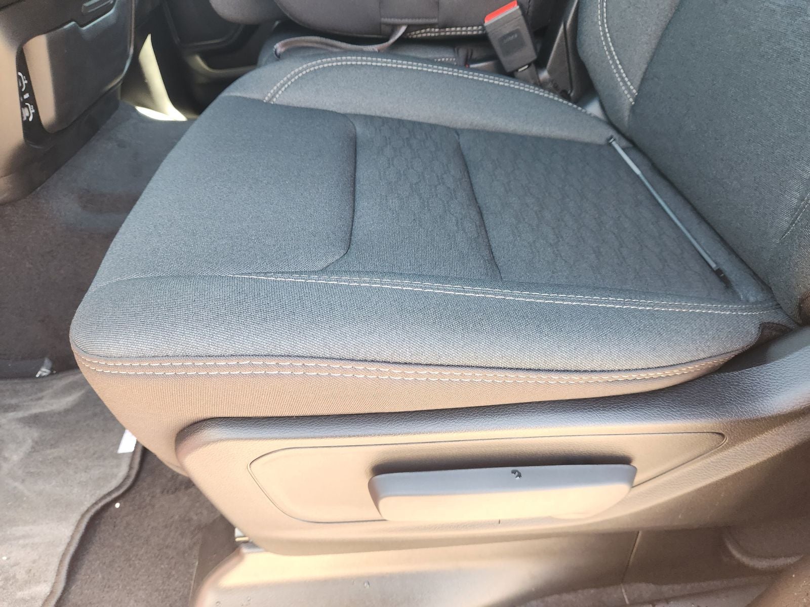 2026 RAM Ram 1500 RAM 1500 EXPRESS CREW CAB 4X2 5'7' BOX