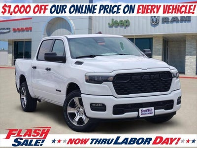 2026 RAM Ram 1500 RAM 1500 EXPRESS CREW CAB 4X2 5'7' BOX