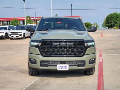 2026 RAM Ram 1500 RAM 1500 EXPRESS CREW CAB 4X4 5'7' BOX