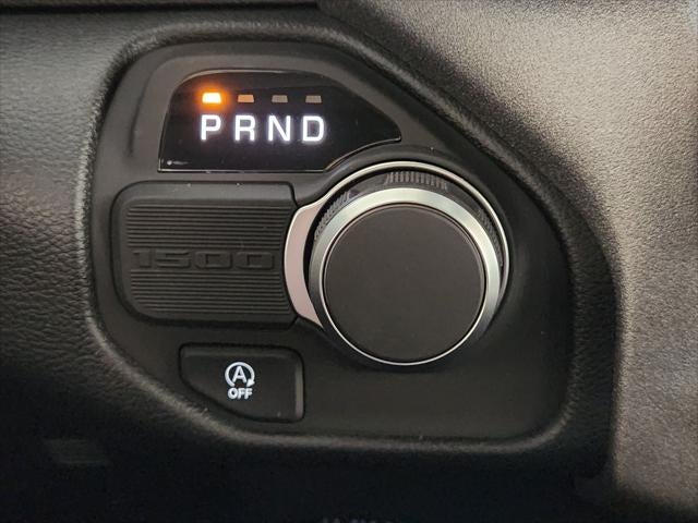 2026 RAM Ram 1500 RAM 1500 EXPRESS QUAD CAB 4X2 6'4' BOX