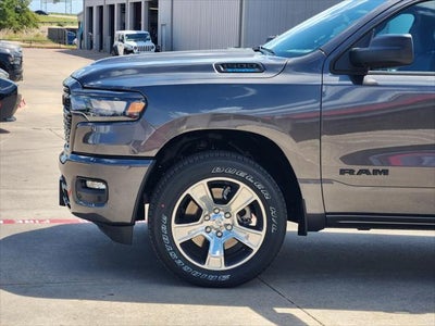 2026 RAM Ram 1500 RAM 1500 EXPRESS QUAD CAB 4X2 6'4' BOX