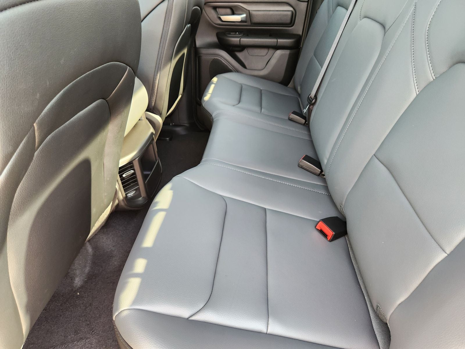 2026 RAM Ram 1500 RAM 1500 TRADESMAN QUAD CAB 4X2 6'4' BOX