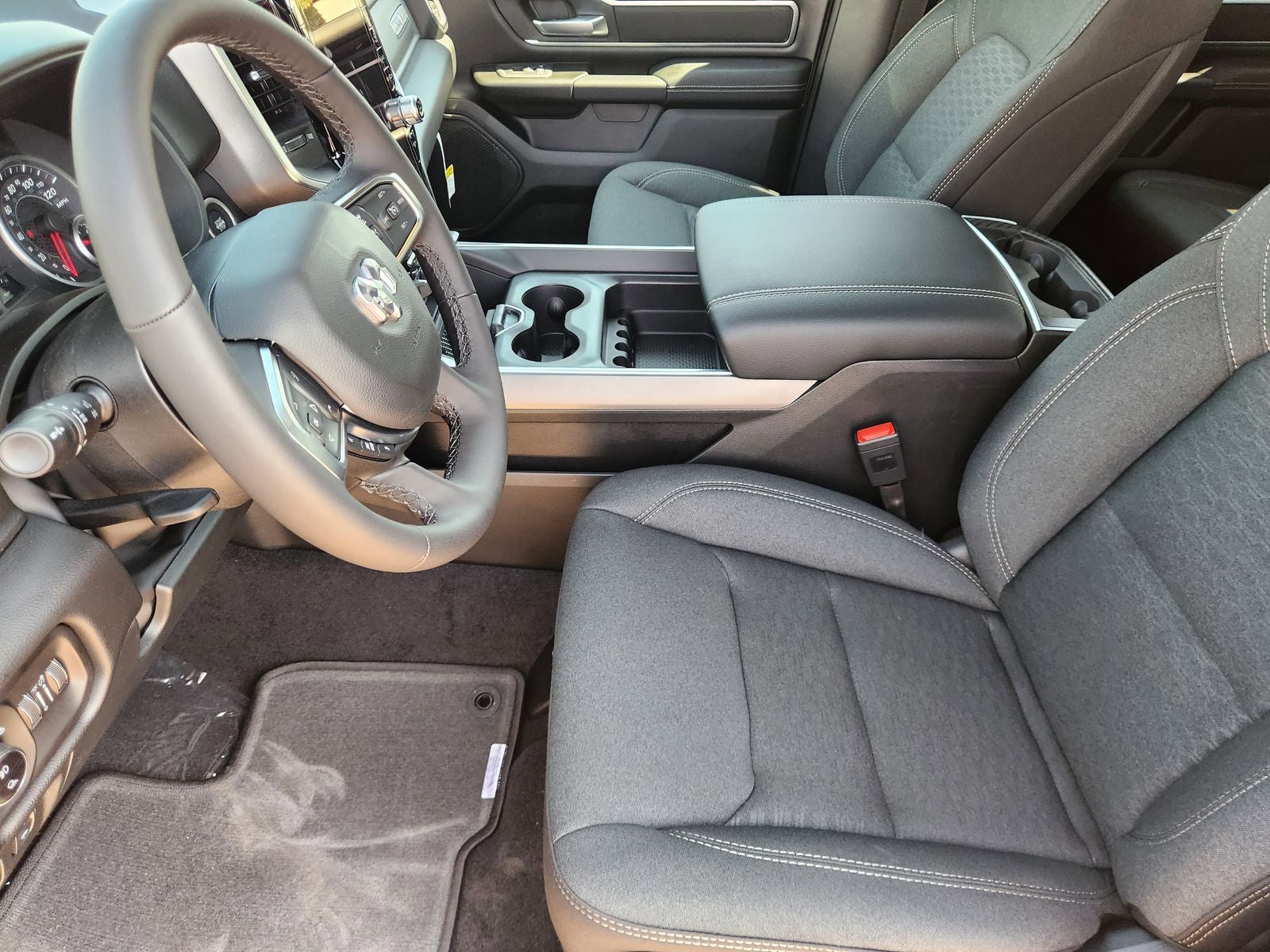 2026 RAM Ram 1500 RAM 1500 LONE STAR CREW CAB 4X4 5'7' BOX