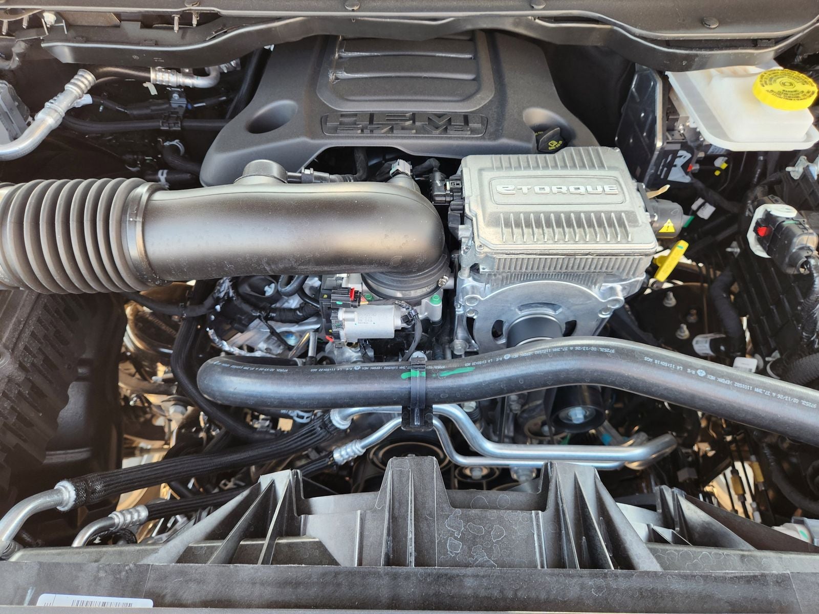 2026 RAM Ram 1500 RAM 1500 LONE STAR CREW CAB 4X4 5'7' BOX