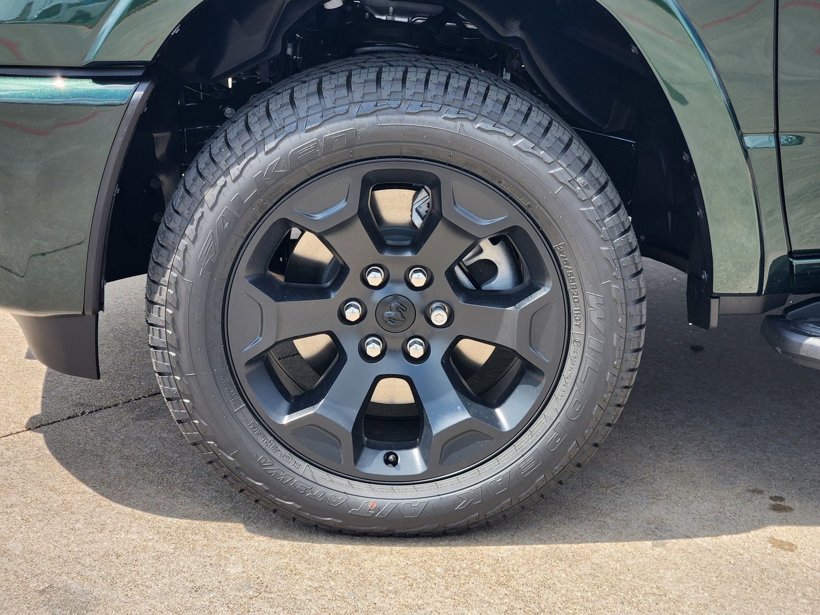 2026 RAM Ram 1500 RAM 1500 LONE STAR CREW CAB 4X4 5'7' BOX