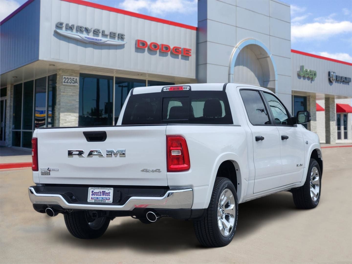 2026 RAM Ram 1500 RAM 1500 LONE STAR CREW CAB 4X4 5'7' BOX