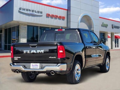 2026 RAM Ram 1500 RAM 1500 LONE STAR CREW CAB 4X4 5'7' BOX