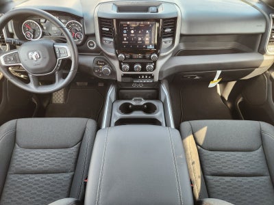 2027 RAM Ram 1500 RAM 1500 EXPRESS CREW CAB 4X4 5'7' BOX