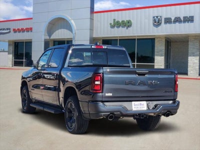 2026 RAM Ram 1500 RAM 1500 EXPRESS CREW CAB 4X4 5'7' BOX