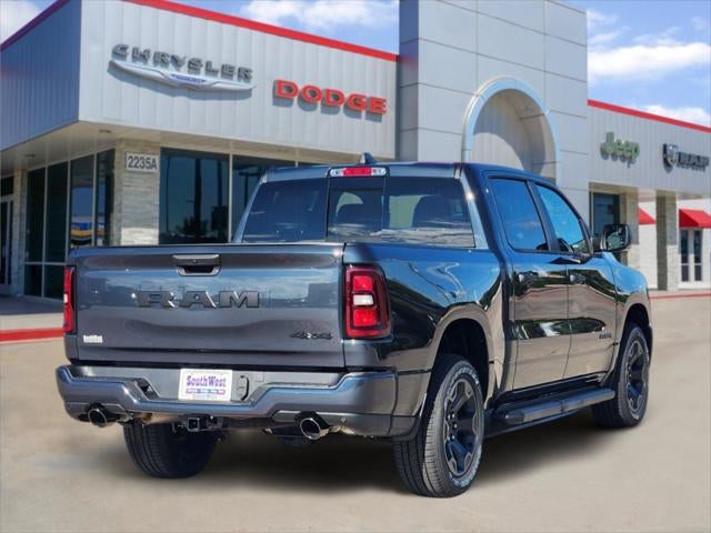 2026 RAM Ram 1500 RAM 1500 EXPRESS CREW CAB 4X4 5'7' BOX