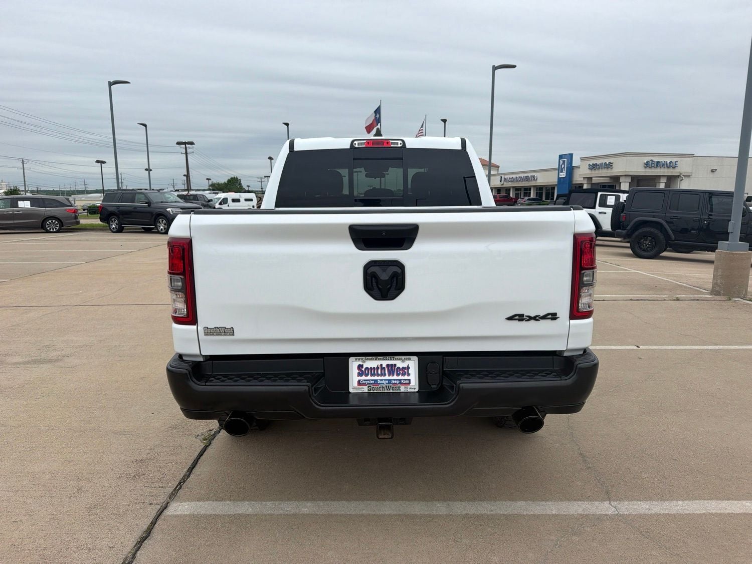 2024 RAM Ram 1500 Tradesman Crew Cab 4x4 5'7' Box