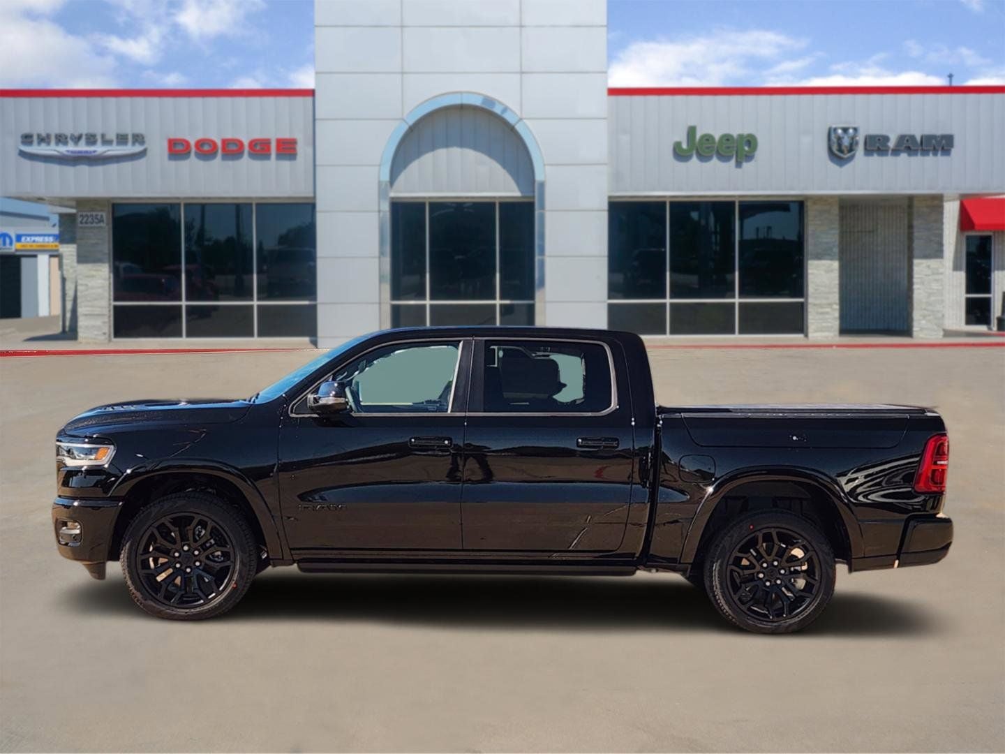 2026 RAM Ram 1500 RAM 1500 LIMITED CREW CAB 4X4 5'7' BOX