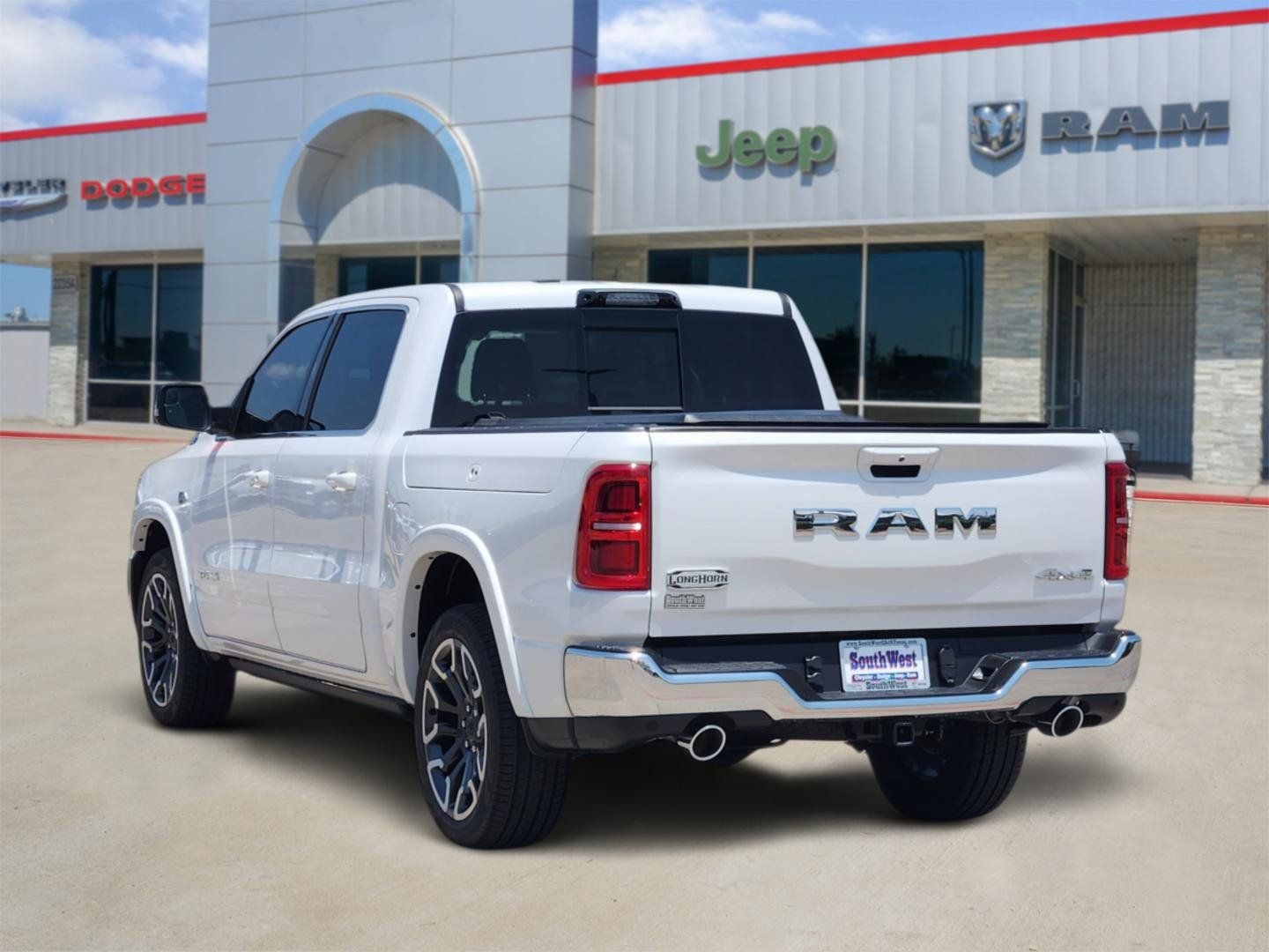 2026 RAM Ram 1500 RAM 1500 LIMITED LONGHORN CREW CAB 4X4 5'7' BOX