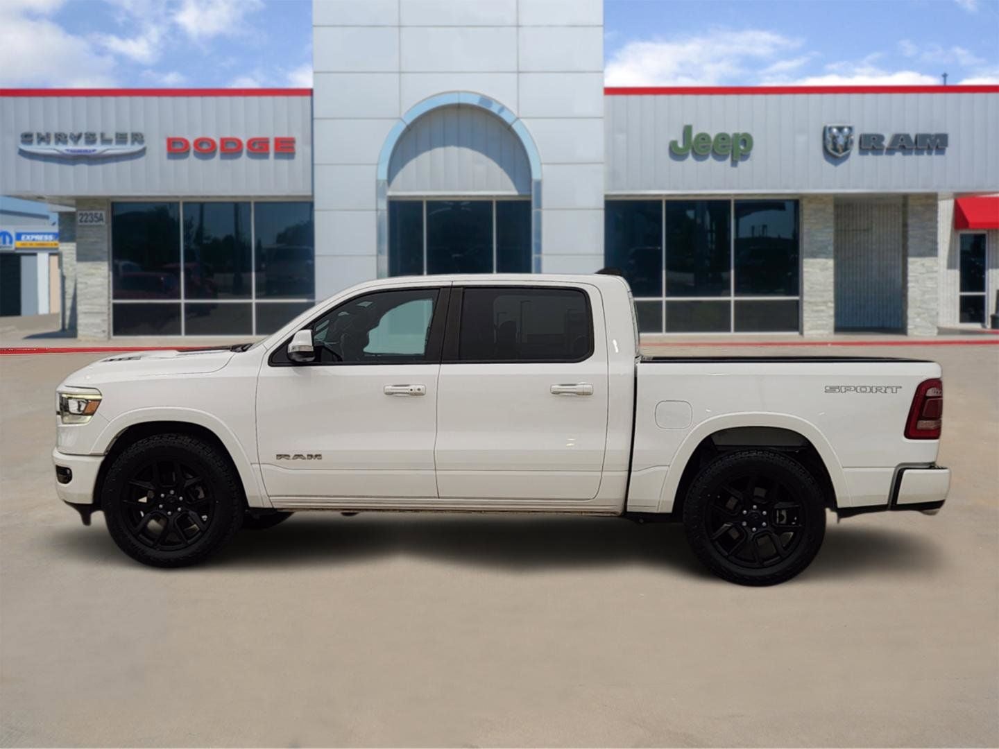 2022 RAM Ram 1500 Laramie Crew Cab 4x4 5'7' Box