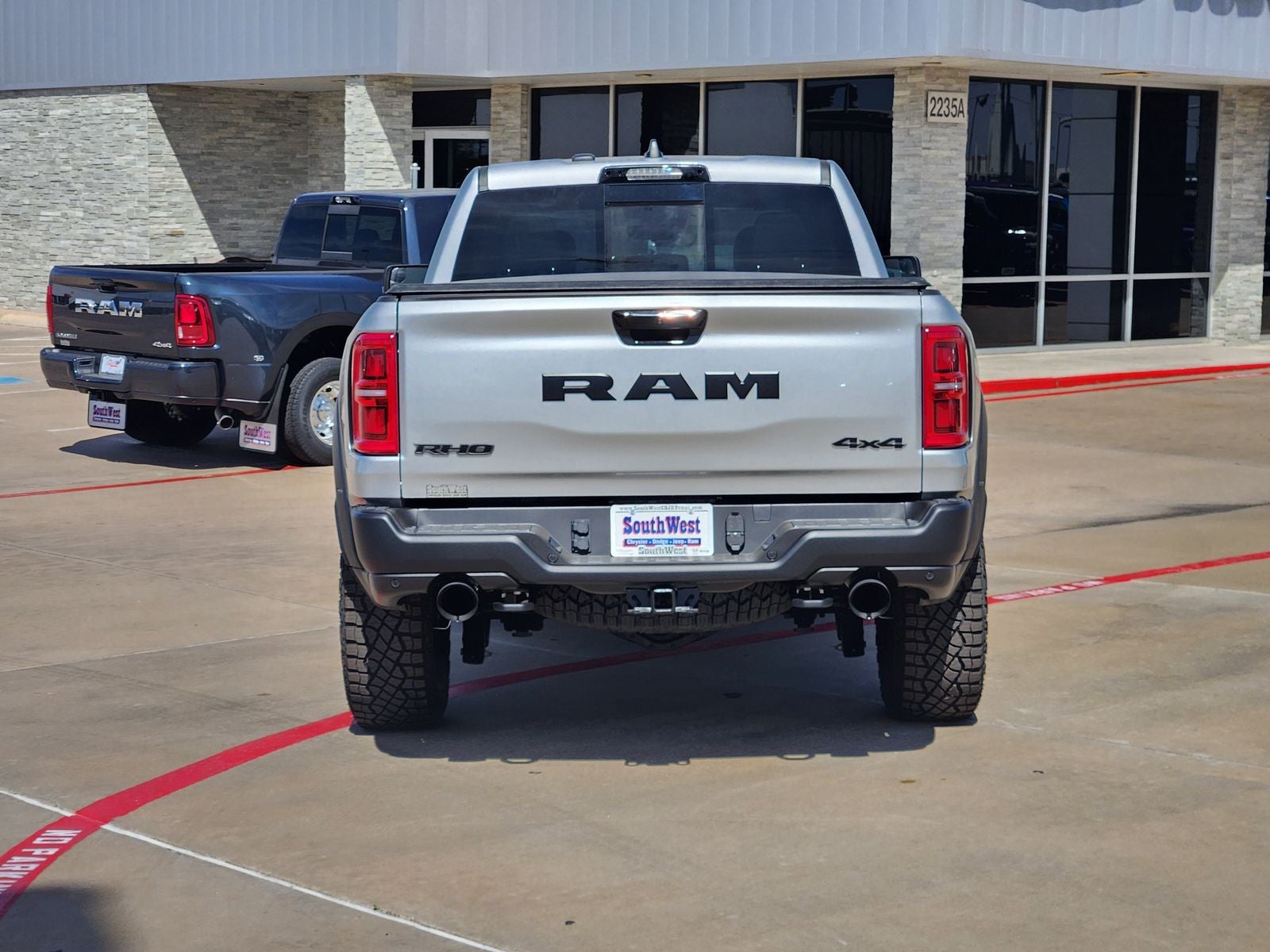 2026 RAM Ram 1500 RAM 1500 RHO CREW CAB 4X4 5'7' BOX