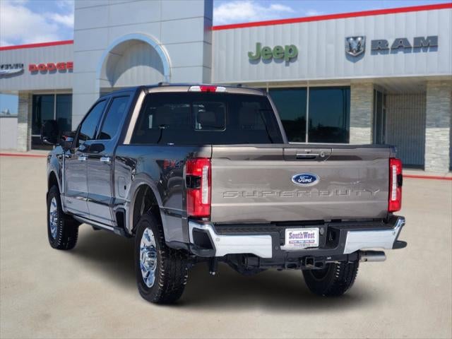 2023 Ford F-350 LARIAT