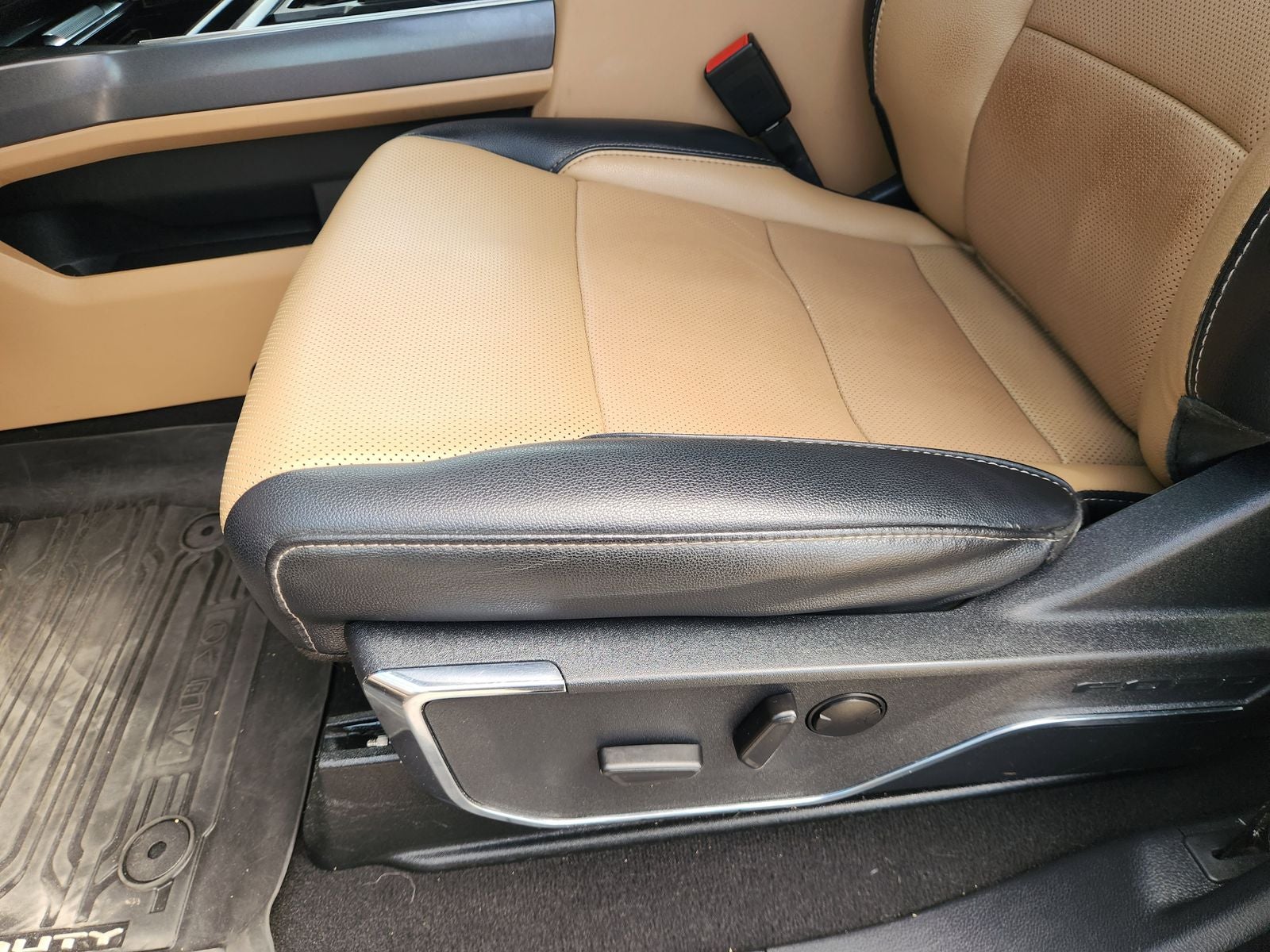 2024 Ford F-450 LARIAT