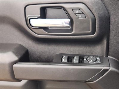 2025 Chevrolet Silverado 1500 4WD Crew Cab Short Bed Custom