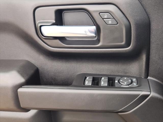 2025 Chevrolet Silverado 1500 4WD Crew Cab Short Bed Custom