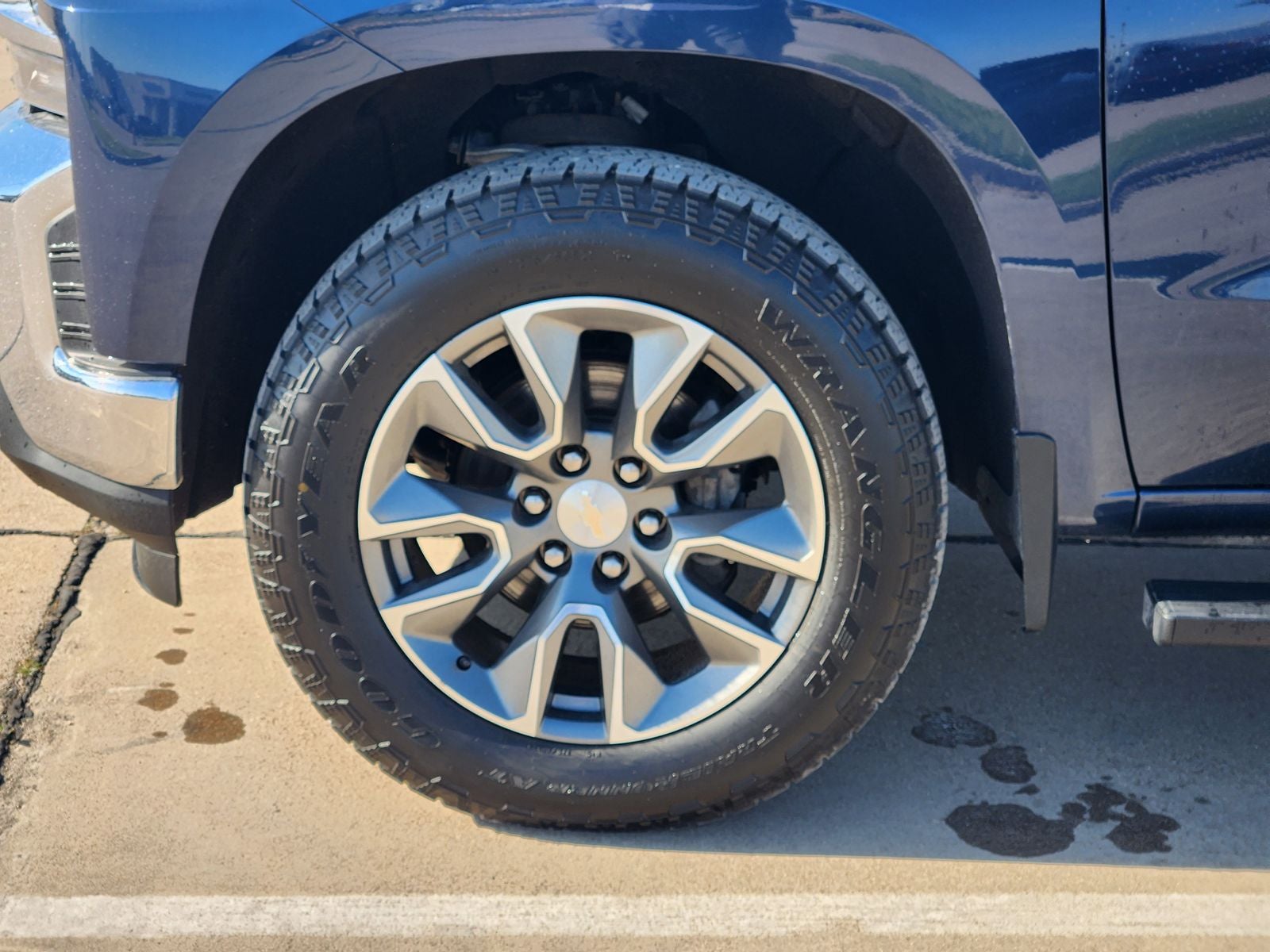 2022 Chevrolet Silverado 1500 LTD 4WD Crew Cab Short Bed LT