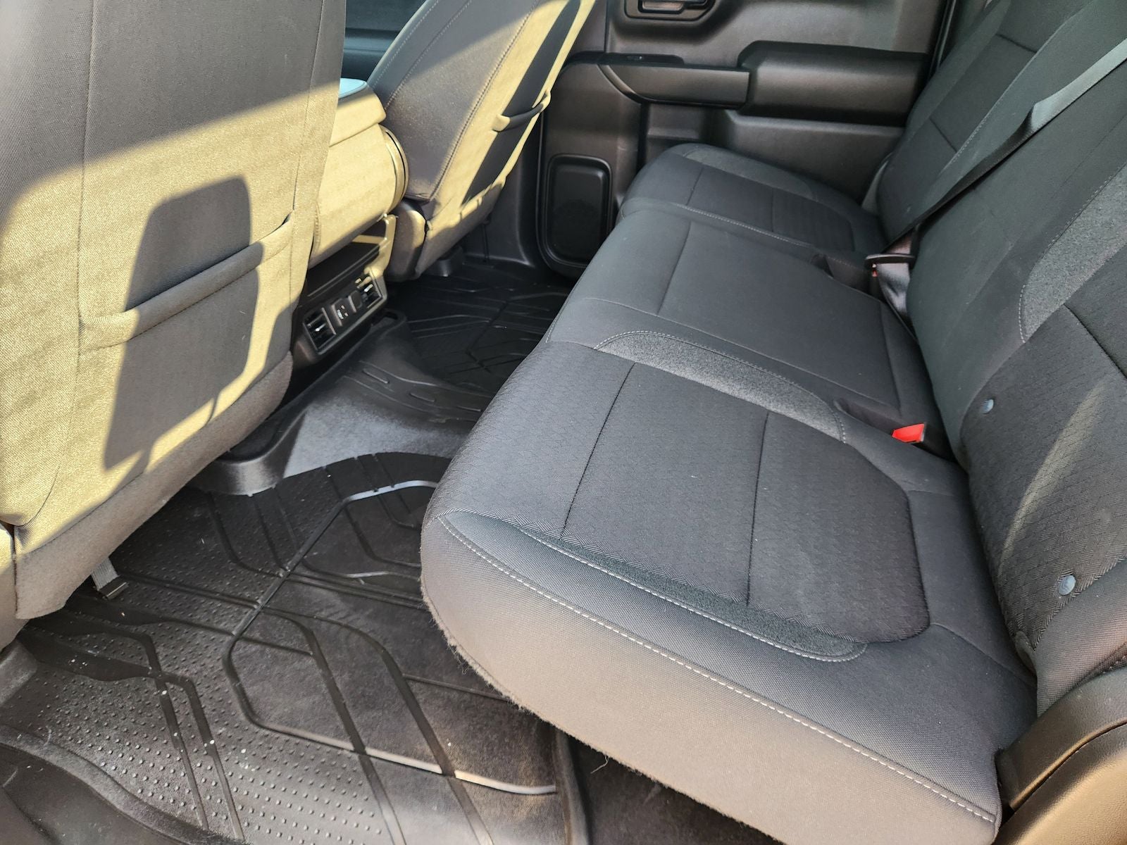 2022 Chevrolet Silverado 1500 LTD 4WD Crew Cab Short Bed LT