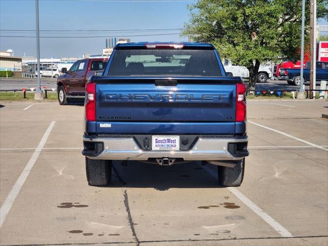 2022 Chevrolet Silverado 1500 LTD 4WD Crew Cab Short Bed LT