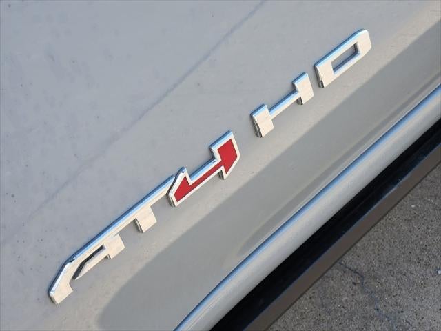 2024 GMC Sierra 2500HD 4WD Crew Cab Standard Bed AT4