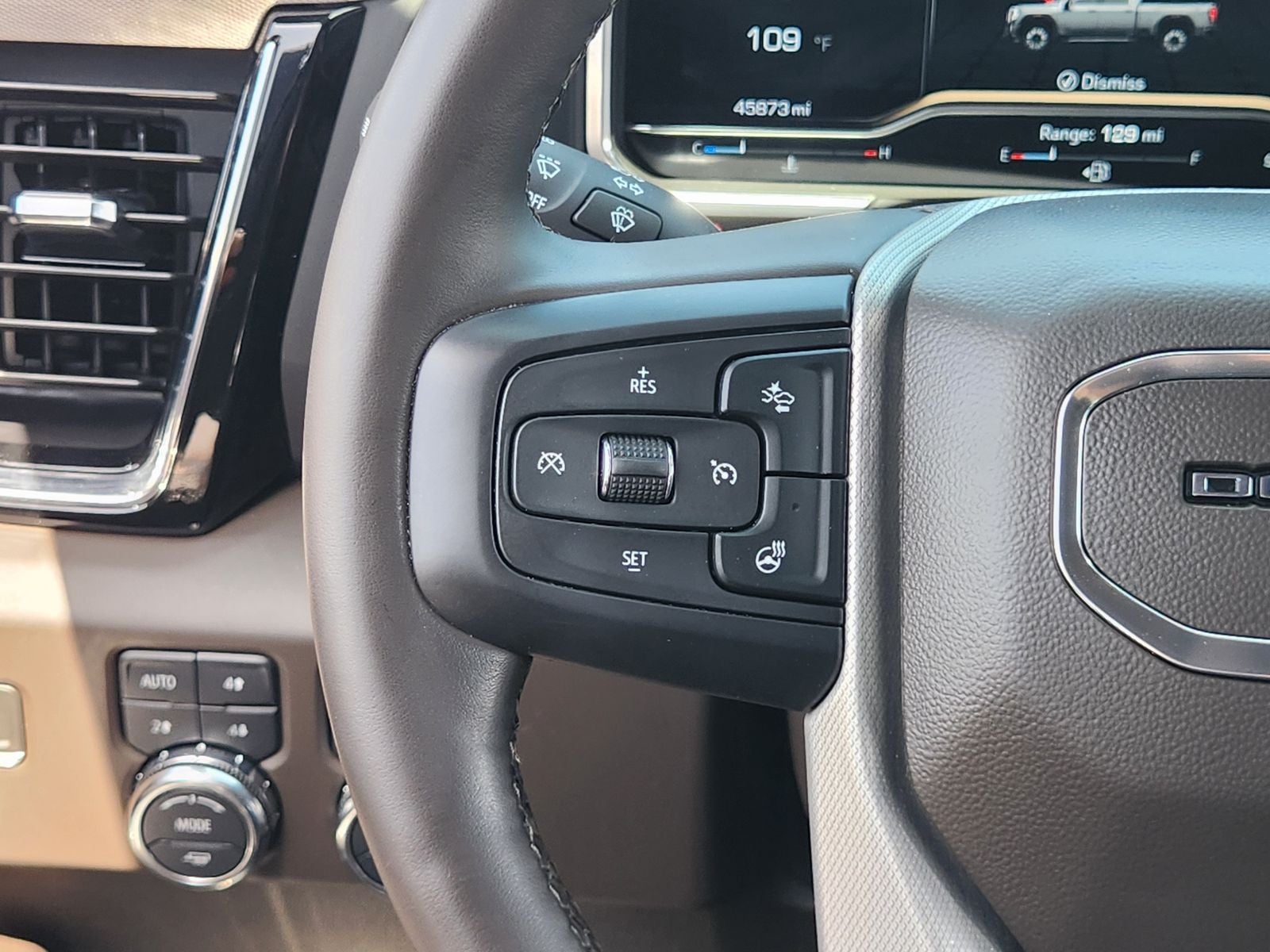 2024 GMC Sierra 2500HD 4WD Crew Cab Standard Bed Denali