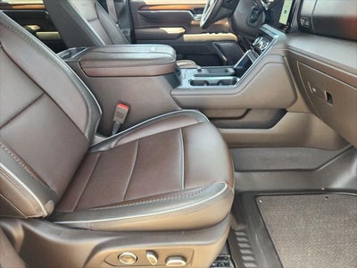 2024 GMC Sierra 2500HD 4WD Crew Cab Standard Bed Denali