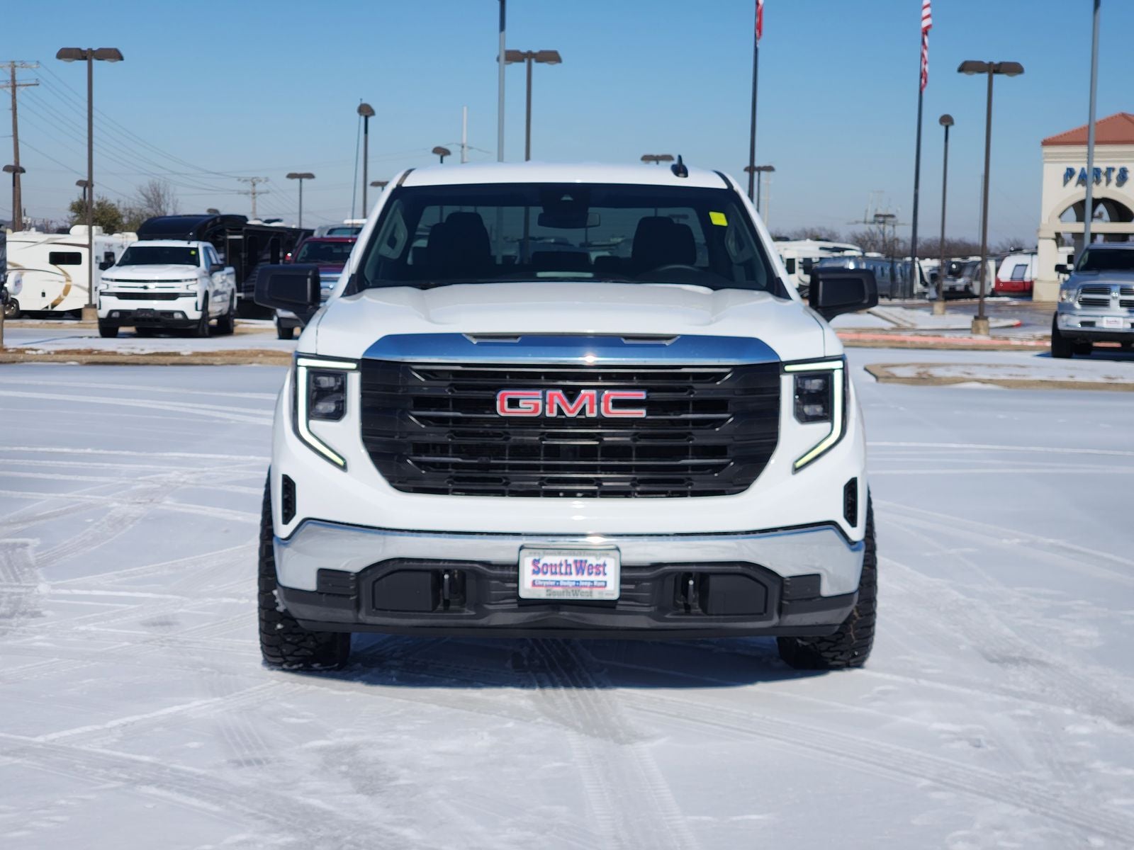 2023 GMC Sierra 1500 4WD Double Cab Standard Box Pro