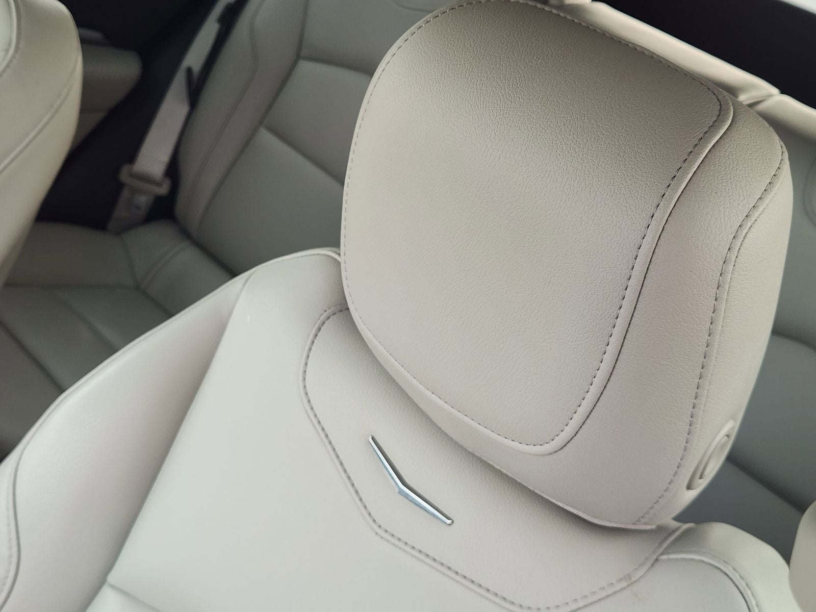 2019 Cadillac XT4 Luxury