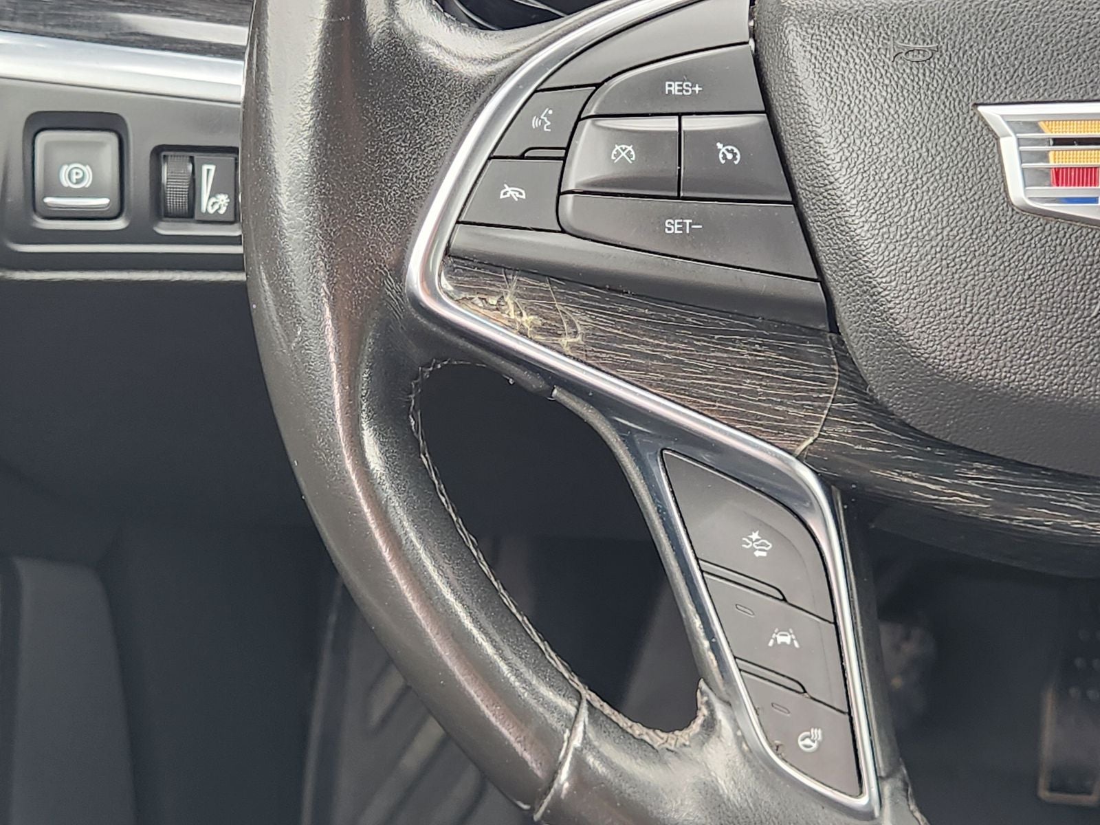 2020 Cadillac XT5 FWD Premium Luxury