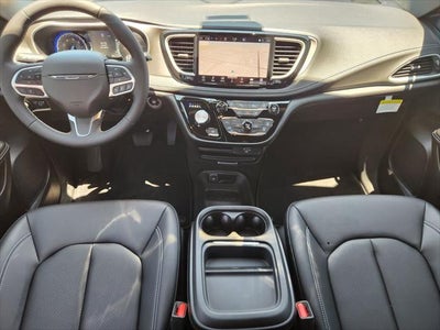 2027 Chrysler Pacifica PACIFICA SELECT