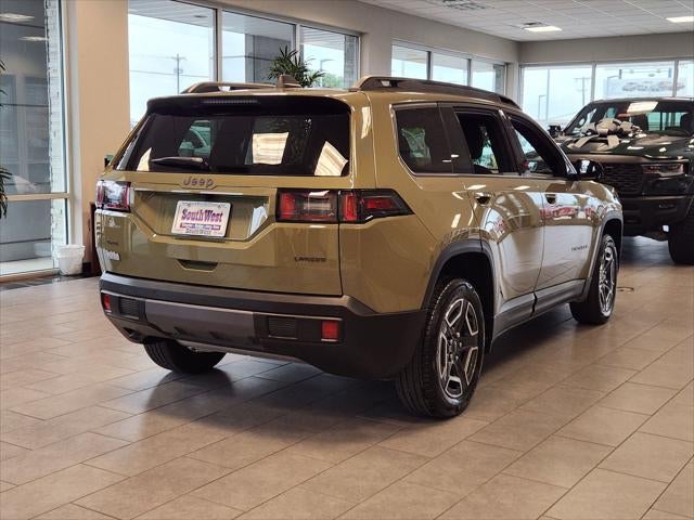 2026 Jeep Cherokee CHEROKEE LAREDO 4X4