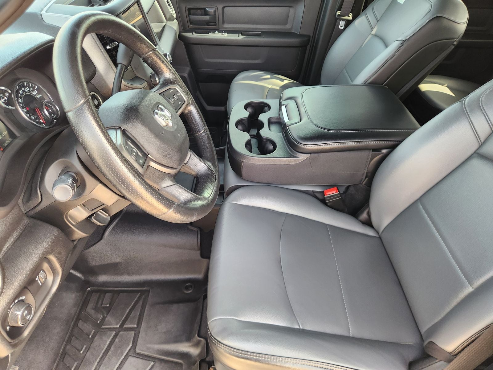 2023 RAM Ram 3500 Tradesman Crew Cab 4x4 8' Box