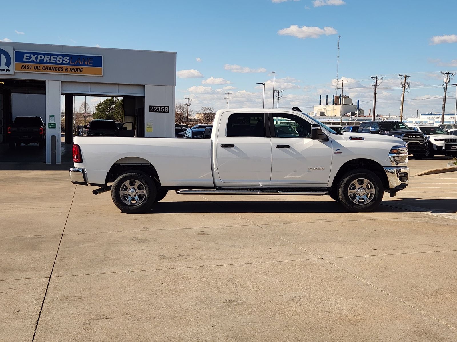 2026 RAM Ram 3500 RAM 3500 LONE STAR CREW CAB 4X4 8' BOX