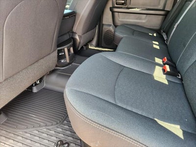 2026 RAM Ram 2500 RAM 2500 BLACK EXPRESS CREW CAB 4X4 8' BOX