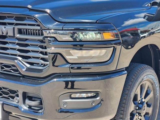 2026 RAM Ram 2500 RAM 2500 BLACK EXPRESS CREW CAB 4X4 8' BOX