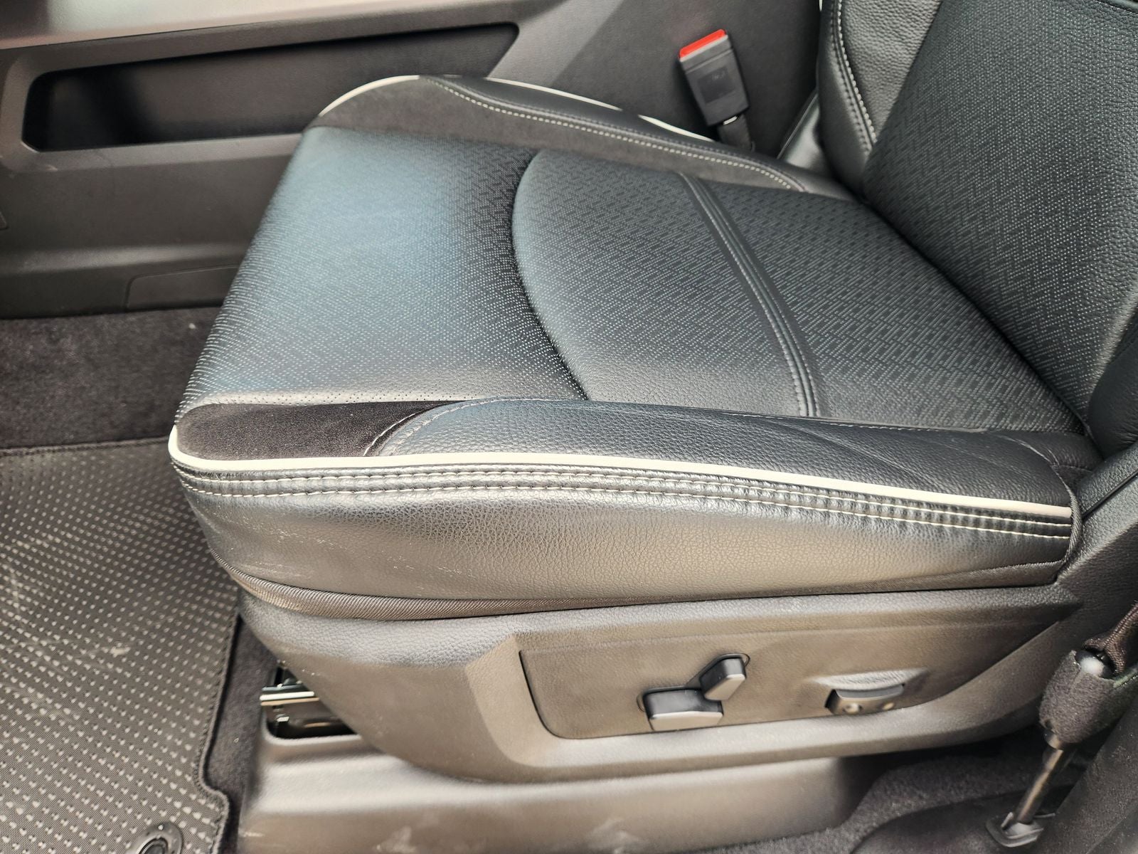 2026 RAM Ram 2500 RAM 2500 LARAMIE MEGA CAB 4X4 6'4' BOX