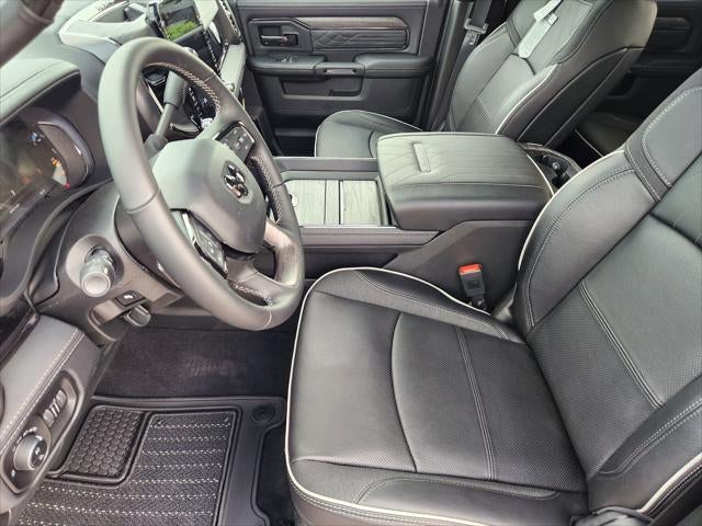 2026 RAM Ram 2500 RAM 2500 LIMITED CREW CAB 4X4 6'4' BOX